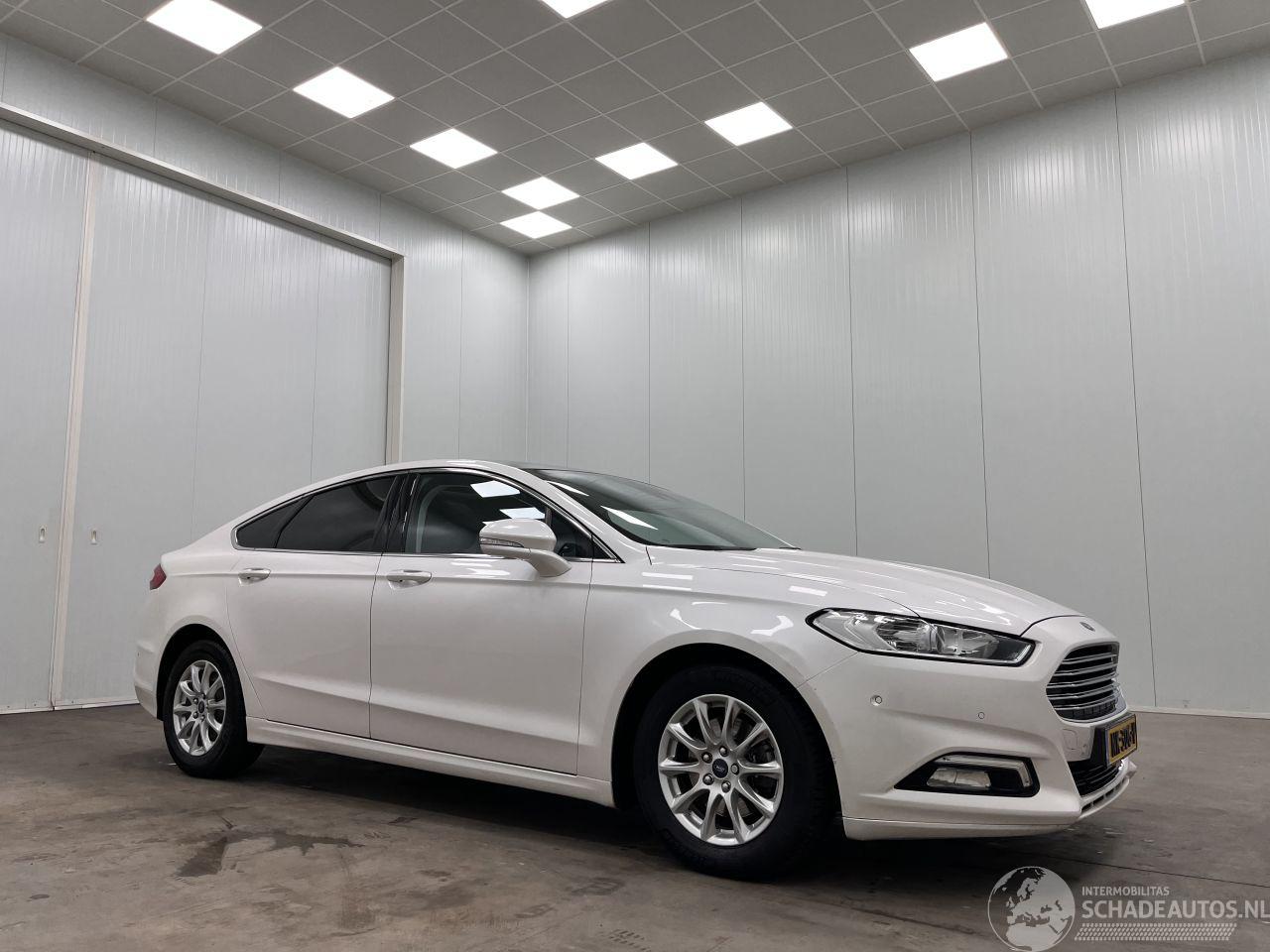Ford Mondeo 1.5i Autom. Panoramadak Navi Clima