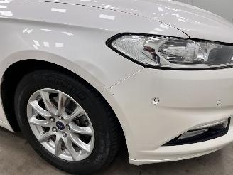 Ford Mondeo 1.5i Autom. Panoramadak Navi Clima picture 17