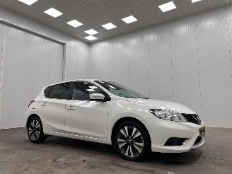 krockskadad bil auto Nissan Pulsar 1.5 dCi N-Connecta Navi Clima 2018/7
