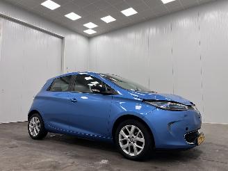 Voiture accidenté Renault Zoé R110 Iconic 41kWh Navi Clima 2019/7