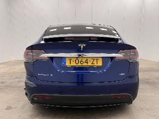 Tesla Model X 90D picture 6