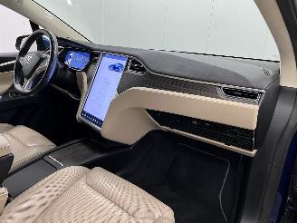 Tesla Model X 90D picture 11