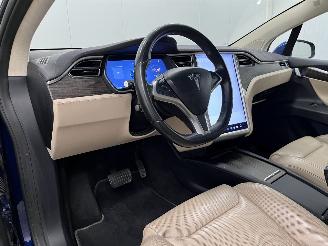 Tesla Model X 90D picture 7