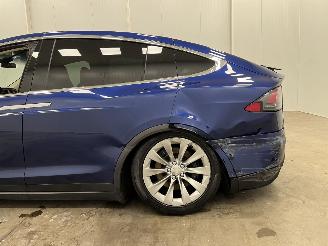 Tesla Model X 90D picture 17