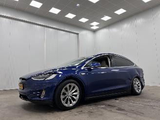 Tesla Model X 90D picture 4
