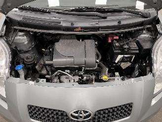 Toyota Yaris 1.0 VVTi + 5-drs picture 15