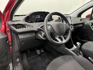 Peugeot 208 1.2 PureTech 5-drs Navi Airco picture 7