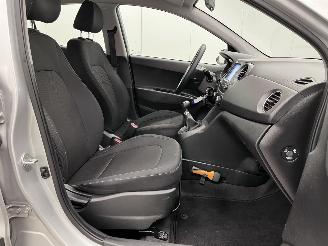 Hyundai I-10 1.0i Go! Navi Clima picture 9
