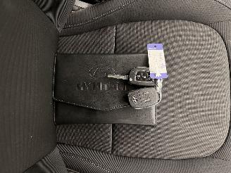 Hyundai I-10 1.0i Go! Navi Clima picture 13
