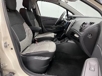 Renault Captur 0.9 TCe Expression Clima picture 9