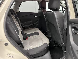Renault Captur 0.9 TCe Expression Clima picture 10