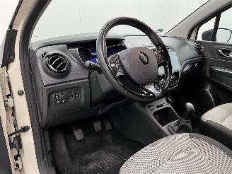 Renault Captur 0.9 TCe Expression Clima picture 7