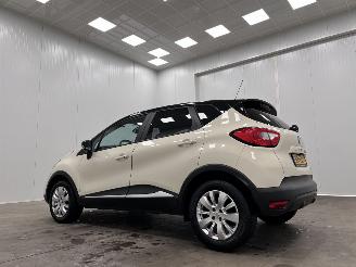 Renault Captur 0.9 TCe Expression Clima picture 3
