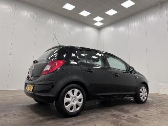 Opel Corsa 1.2 Autom. Edition 5-drs Airco picture 2