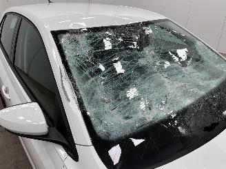 Volkswagen Polo 1.0 TSI Life 5-drs Airco picture 16