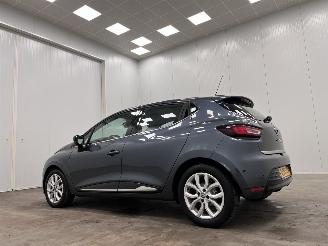 Renault Clio 0.9 TCe Intens 5-drs Navi Clima picture 3