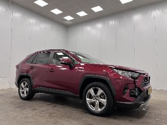 Damaged car Toyota Rav-4 2.5 Hybrid First Edition Navi Clima 2019/7