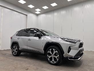 Damaged car Toyota Rav-4 2.5 Plug-In Hybrid AWD Limited Navi Clima 2023/3