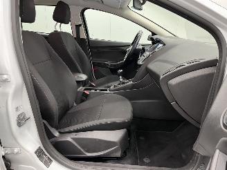 Ford Focus Wagon 1.5 TDCI Lease Edition Navi Airco picture 9