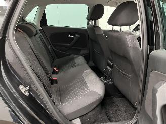 Volkswagen Polo 1.4 TDI R-Line 5-drs Airco picture 10