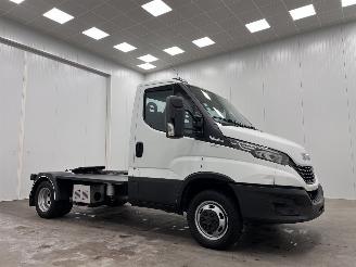 Vaurioauto  commercial vehicles Iveco Daily 40-180 Hi-Matic BE-Trekker Navi Clima 2020/6
