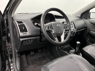 Hyundai I-20 1.2i Go! Plus Airco picture 8