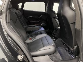 Porsche Taycan 4S Cross Tourismo picture 10