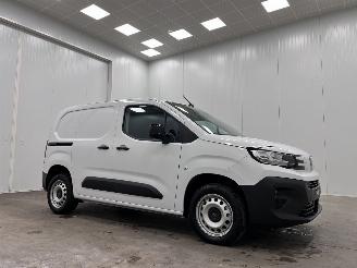 uszkodzony samochody ciężarowe Peugeot Partner 1.5 BlueHDi Autom. Navi Clima 2025/5