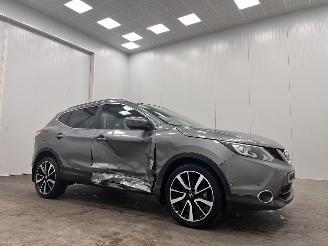 uszkodzony samochody osobowe Nissan Qashqai 1.6i Tekna Panoramadak Navi Clima 2015/6
