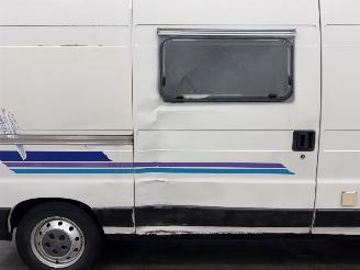 Peugeot Boxer Turbo D Buscamper picture 18