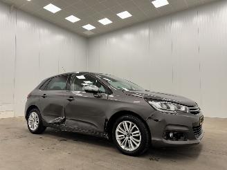 skadebil auto Citroën C4 1.2 PureTech Feel Collection Clima 2015/9