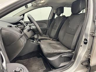 Renault Clio Estate 1.5 dCi Expression Navi Airco picture 8