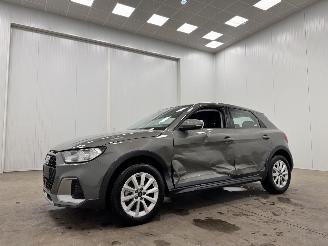 Audi A1 30 TFSI S-Tronic Allstreet Navi Airco picture 4