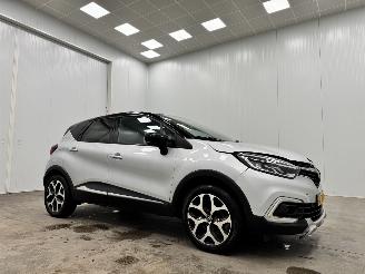 uszkodzony samochody osobowe Renault Captur 0.9 TCe Intens Navi Clima 2019/3