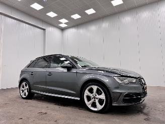 Schadeauto Audi A3 Sportback 1.4 e-tron PHEV  Panoramadak S-Line 2015/6