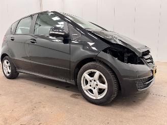 krockskadad bil auto Mercedes A-klasse 160 Blue EFFICIENCY Business Class Airco 2012/2