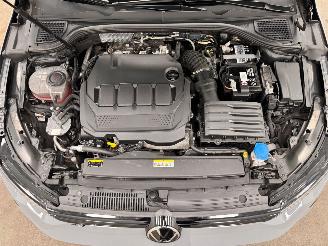 Volkswagen Golf 2.0 TDI R-Line Panoramadak 5-drs Airco picture 14
