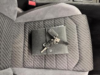 Volkswagen Golf 2.0 TDI R-Line 5-drs Clima picture 13