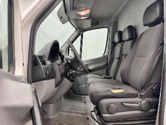 Volkswagen Crafter 2.0 TDI 120kw RWD L2H2 Airco picture 9