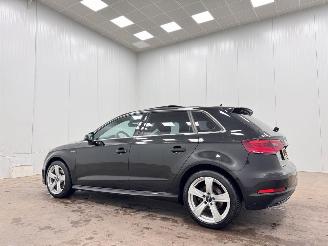 Audi A3 Sportback 1.4 e-tron PHEV Panoramadak S-Line picture 3