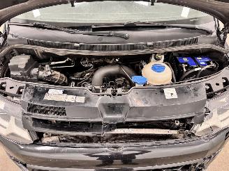 Volkswagen Transporter 2.0 TDI L2 DC Airco Navi picture 16
