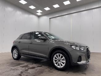 Schadeauto Audi A1 30 TFSI S-Tronic Allstreet Navi Clima 2025/12