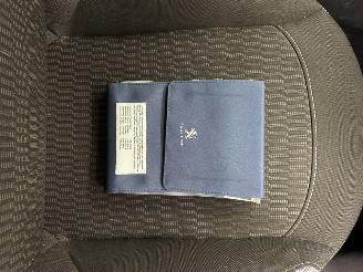 Peugeot 208 1.2 PureTech Style 5-drs Navi Airco picture 13