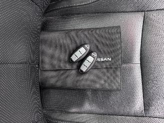 Nissan Qashqai 1.2 Tekna Panoramadak Navi Clima picture 14