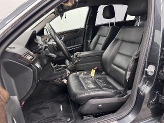 Mercedes E-klasse 300 CDI Autom Navi Clima picture 8