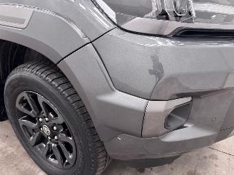 Toyota Hilux 2.8 D-4D Autom. 4WD DC Navi Clima picture 20