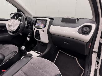 Toyota Aygo 1.0 VVT-i x-wave Cabrio 5-drs Airco picture 12
