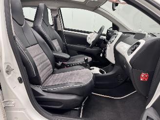 Toyota Aygo 1.0 VVT-i x-wave Cabrio 5-drs Airco picture 9