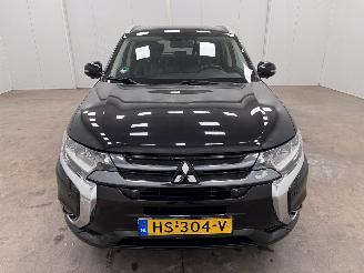 Mitsubishi Outlander 2.0 PHEV 4WD Instyle Navi Clima picture 5