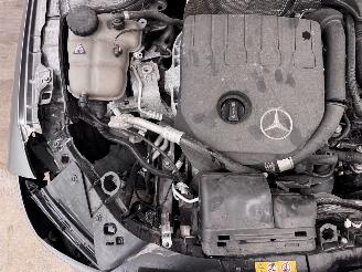Mercedes A-klasse 200 Autom. AMG Panoramadak Navi Clima picture 16